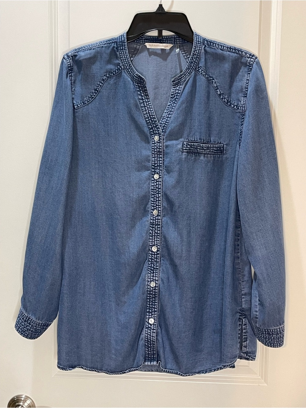 Soft Surroundings Chambray Blue Button-Up Top with Stitch Details L/XL